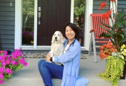 Kelly Yoo, AVC Class of 2021, and her dog Maru