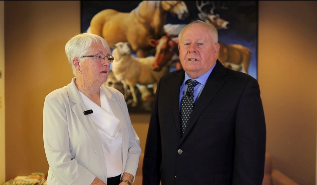 Dr. Teresa and Ken Mellish, Green Hat Award recipients 2023