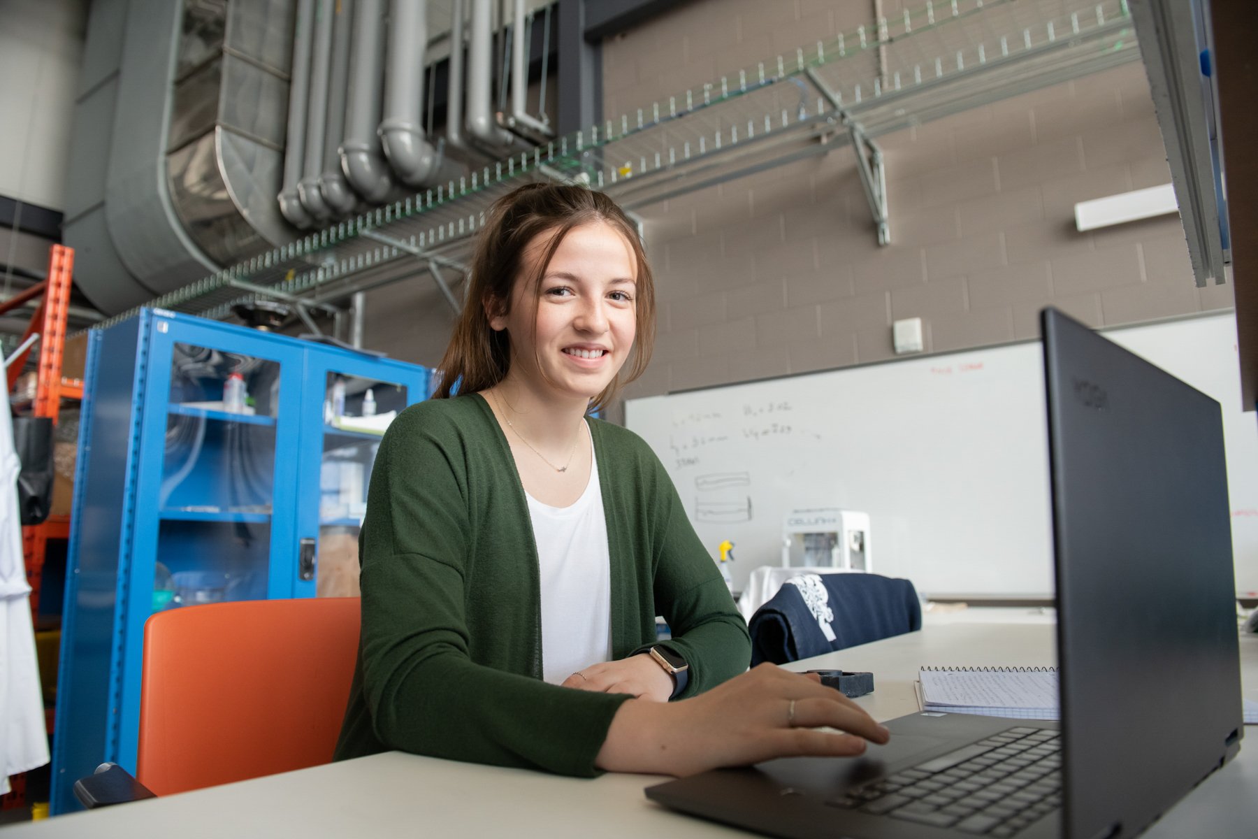 UPEI student Sydney Wheatley using a computer