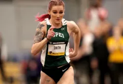 Bailey Smith running the 60-meter dash