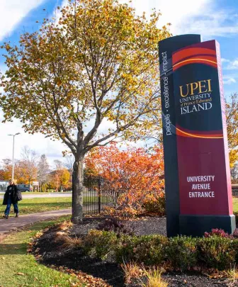 UPEI University Avenue entrance sign